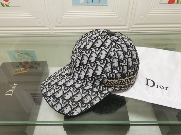 ブランド帽子正面デザイン